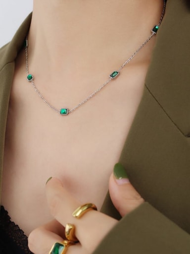 Collier Cork